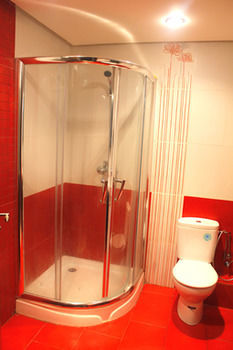 Maarif 1 *